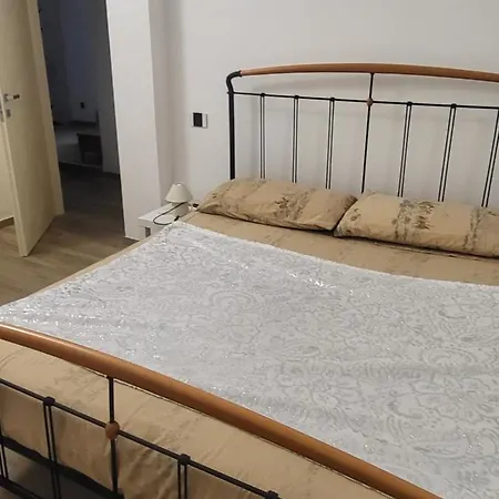 아파트 A Casa Di Anna E Mario