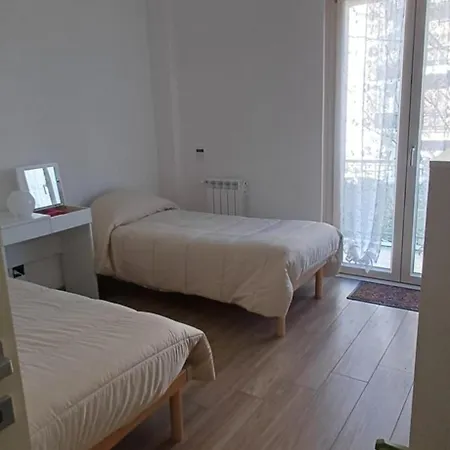 Lägenhet A Casa Di Anna E Mario *